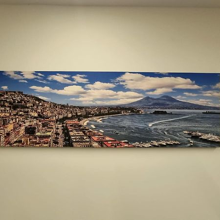 Casa Comoda E Centrale In Quartiere Storico Di Napoli Luaran gambar