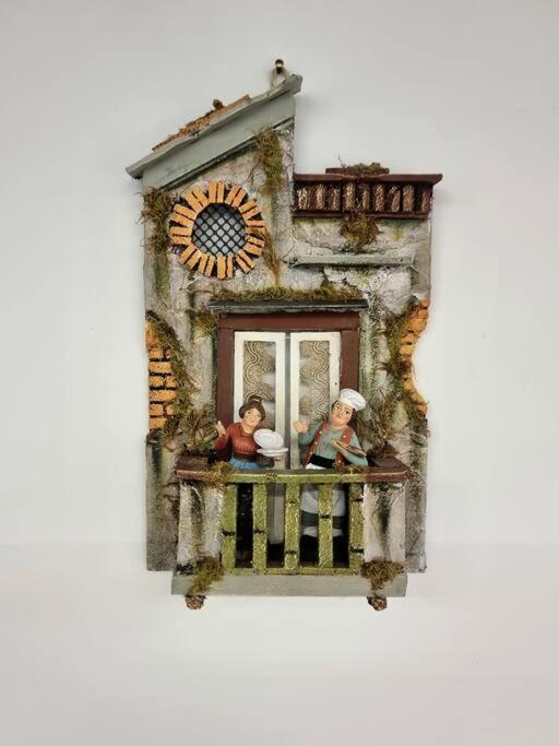 Casa Comoda E Centrale In Quartiere Storico Di Napoli Luaran gambar