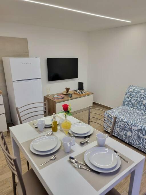 Casa Comoda E Centrale In Quartiere Storico Di Napoli Luaran gambar