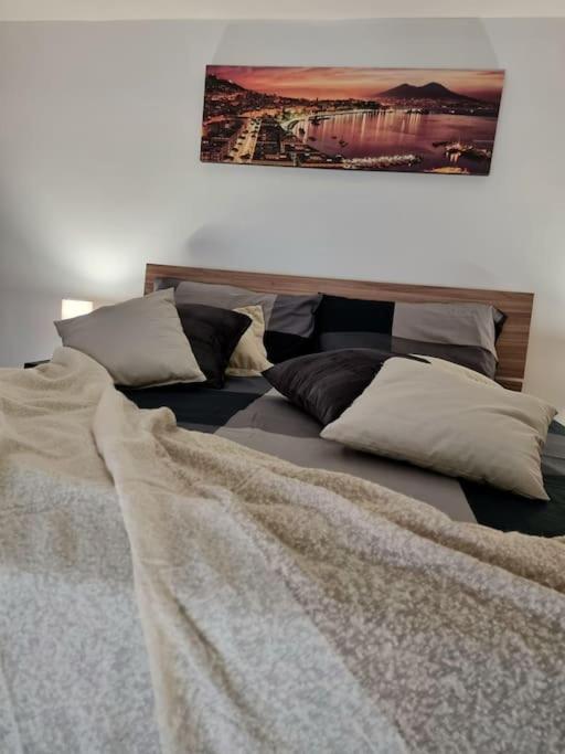 Casa Comoda E Centrale In Quartiere Storico Di Napoli Luaran gambar